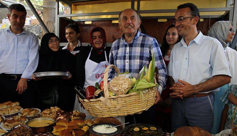 Organik Pazar Açıldı! Bu Pazarda Her Şey Doğal!