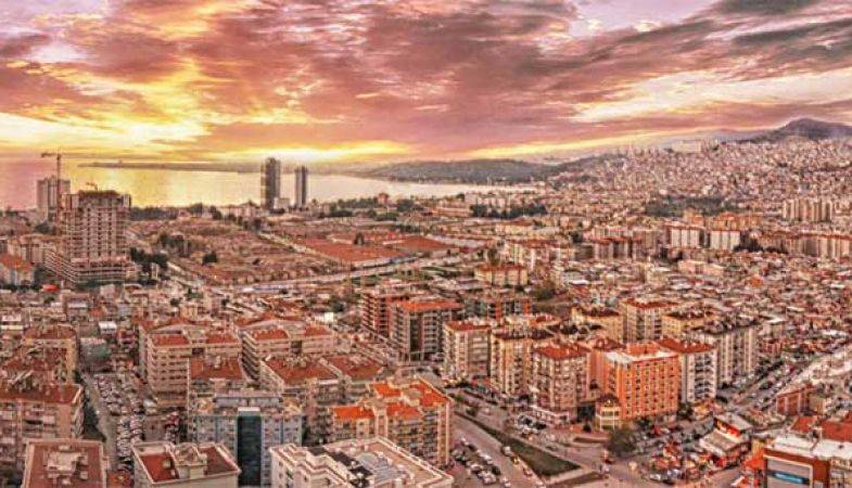 İzmir’in Yüzde 85’ine Kentsel Dönüşüm Gerekli