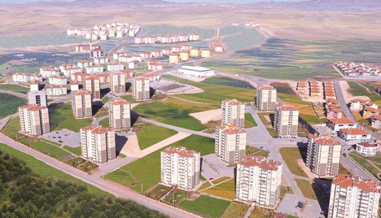 Toki Aksaray Taşpınar Evleri'nde Teslimler Başladı