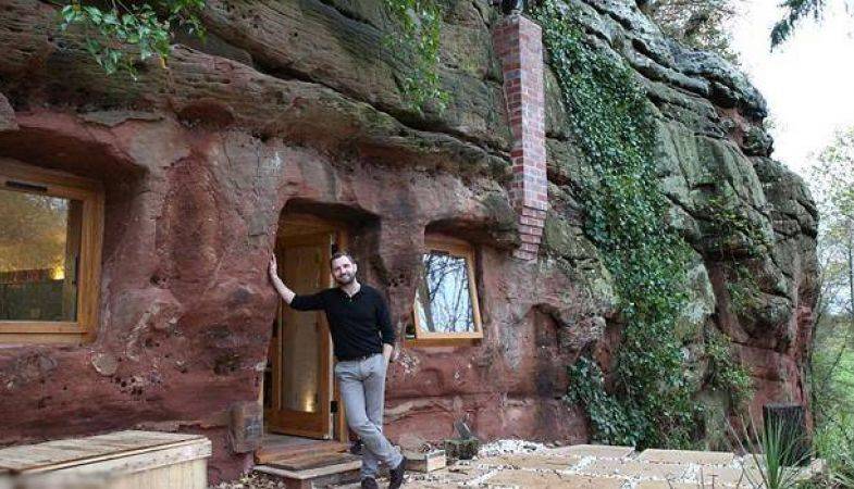 250 Milyon Yıllık Mağarayı Bin Saatte Modern Eve Çevirdi