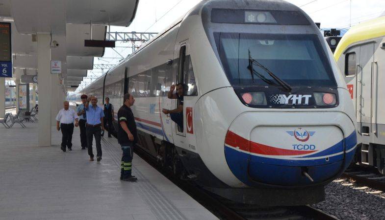 YHT’de Bayram Bereketi!