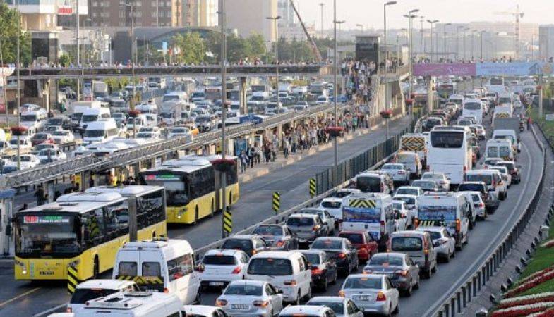 İstanbul'da Pazartesi Günü Toplu Taşıma Ücretsiz