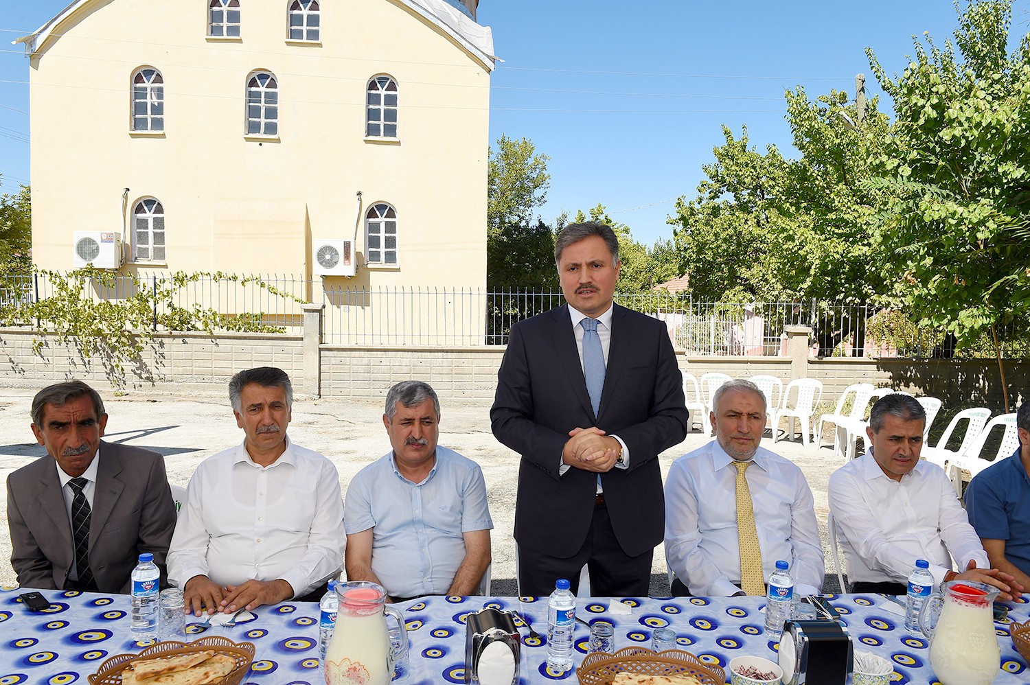 Çarmuzu Mahallesi’nden, Başkan Çakır’a Teşekkür Yemeği!