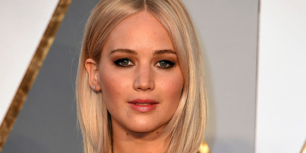 Jennifer Lawrence Kaliforniya'daki Evini Sattı