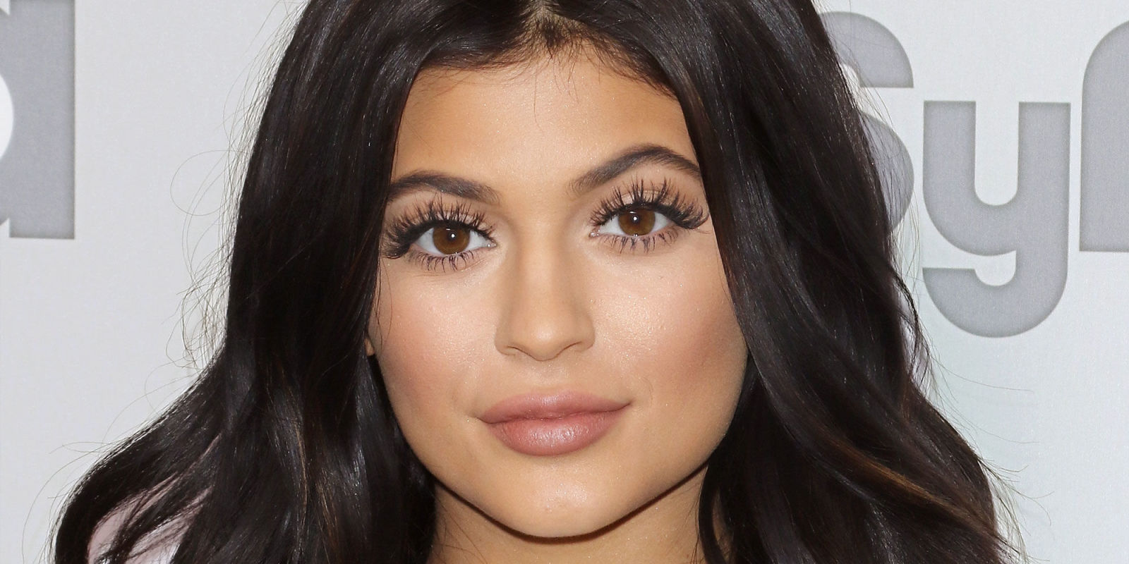 Kylie Jenner 12 Milyon Dolara Malikane Aldı