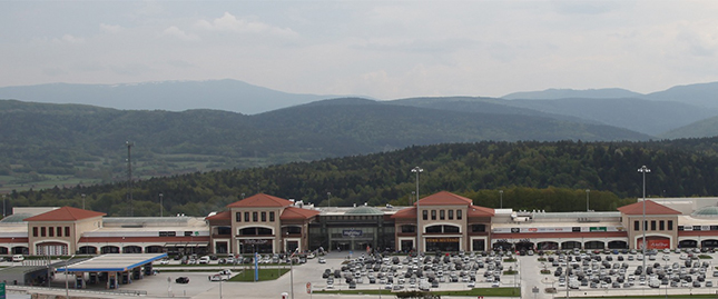 Higway Outlet Alışveriş Merkezi Satıldı