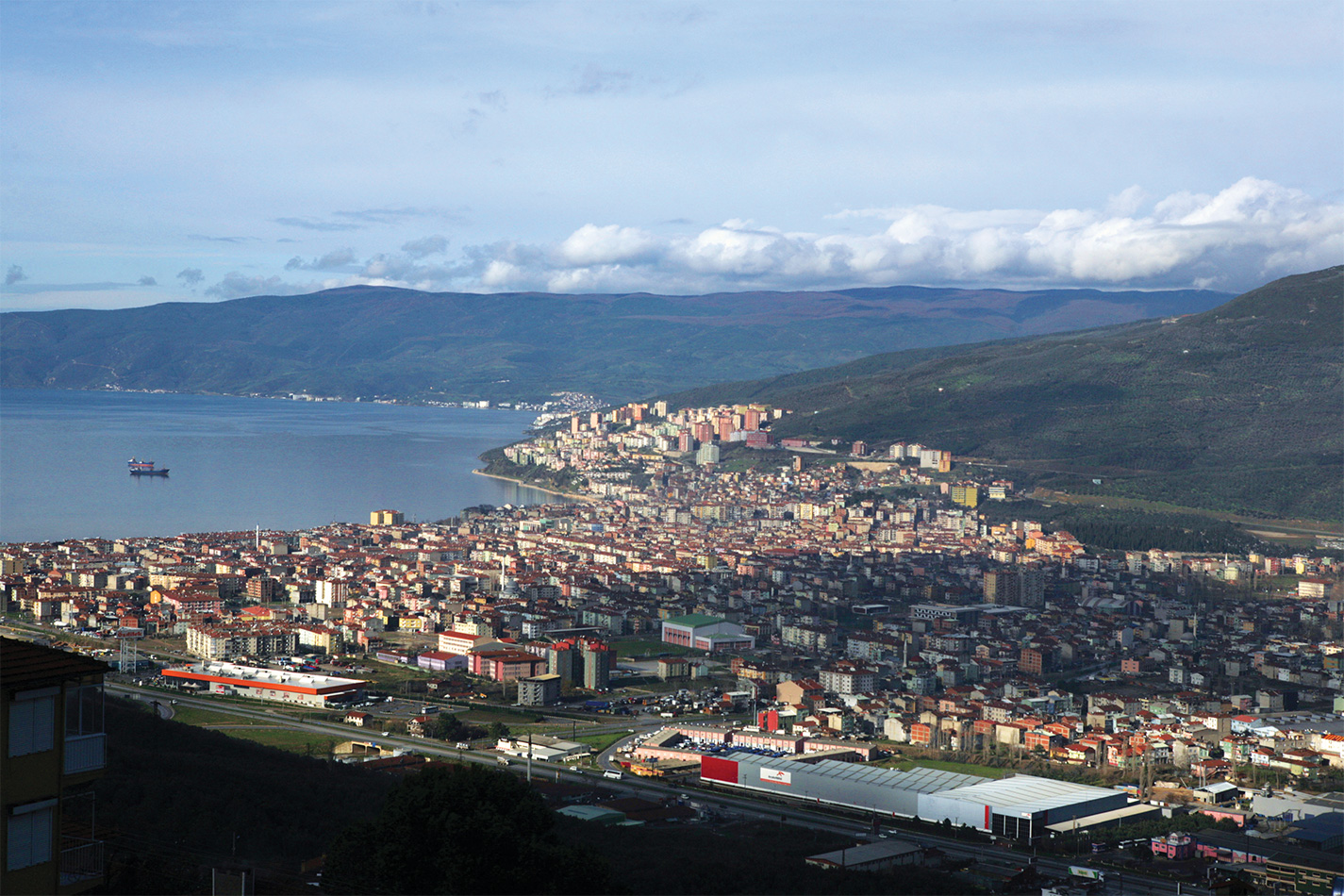 Gemlik Malmüdürlüğü 5 arsasını satıyor