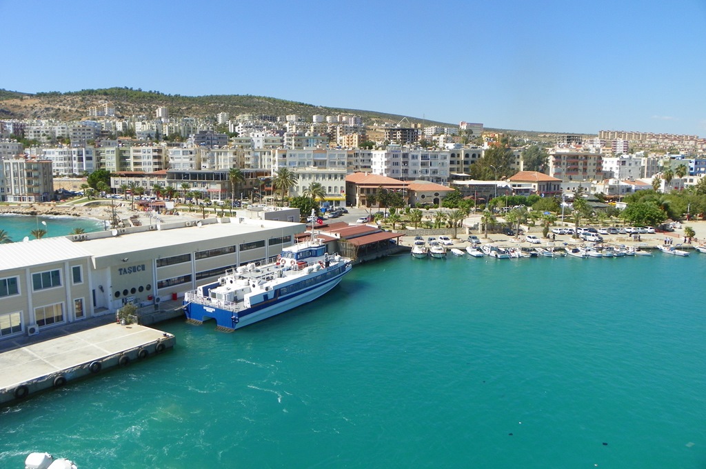 Mersin Taşucu Limanı'na en iyi teklif Metal Yapı'dan geldi