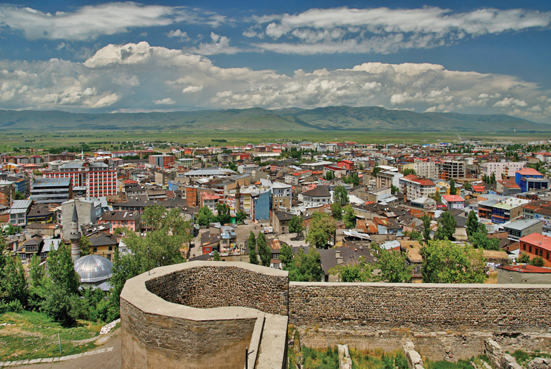 Erzurum Belediyesi 10 arsasını satıyor
