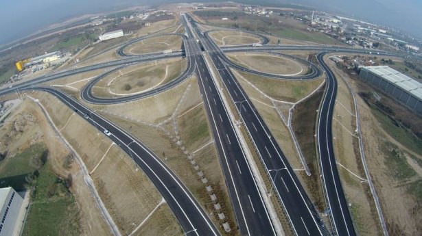 Balıkesir’de İstanbul-İzmir otoyolu çalışmaları devam ediyor