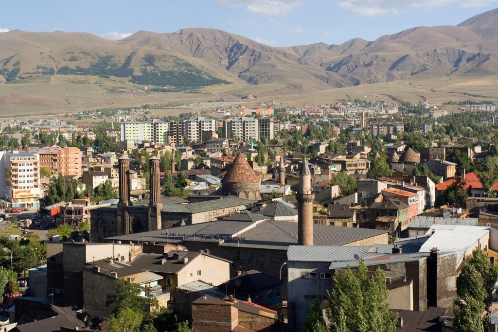 Erzurum’da 244.5 milyon TL’ye 52 arsa satışa çıktı
