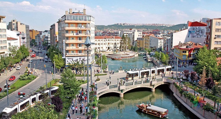 Eskişehir'de icradan satılık otel