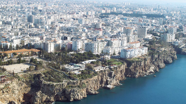 Antalya'daki konut satışlarında düşüş yaşandı
