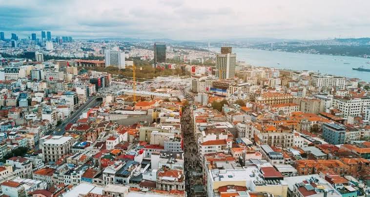 Düşük faizli konut modeli sektör temsilcilerini memnun etti