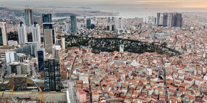 İnşaat sektörü yılın ikinci yarısında yeniden ivme kazanabilir
