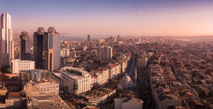 İstanbul ve Ankara'da konut fiyatları düştü