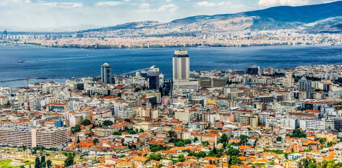İzmir'de konut satışları düştü