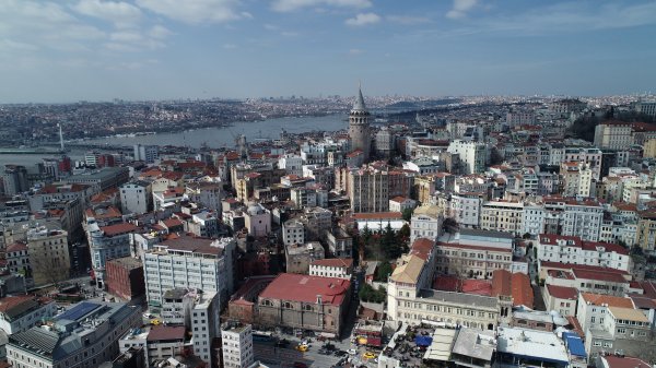 Kasım ayında yabancı yatırımcının konut yatırımı arttı