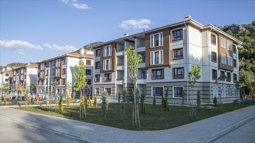 TOKİ geçtiğimiz ay 6 bin 159 konut teslim etti