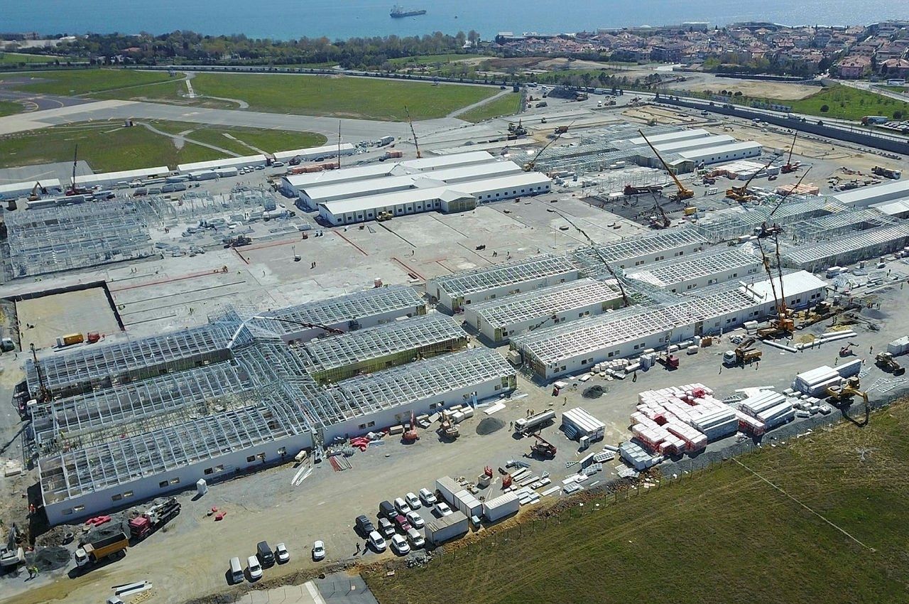 İstanbul'daki sahra hastanelerinde çalışmalar sürüyor