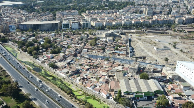 İzmir Ege Mahallesi'nde dönüşüm başlıyor