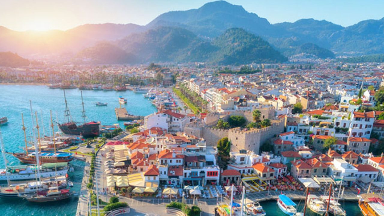 Marmaris'te günlük yazlık kiraları 6 bin TL'ye kadar çıktı