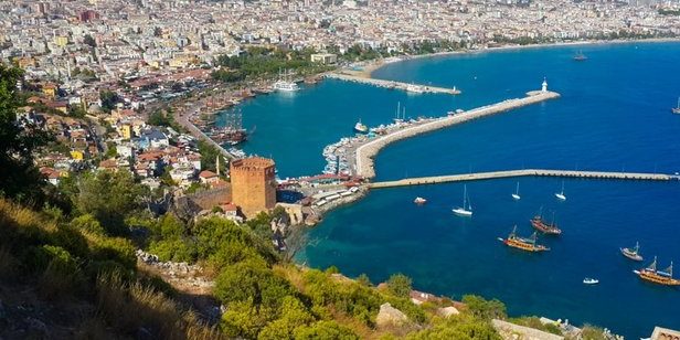 Alanya'da kontrollü yapılaşmanın önü açıldı