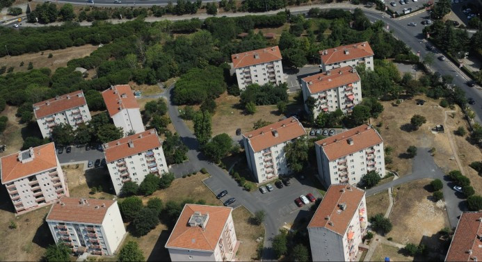 Bakanlık 8 binden fazla lojmanı açık artırmayla sattı