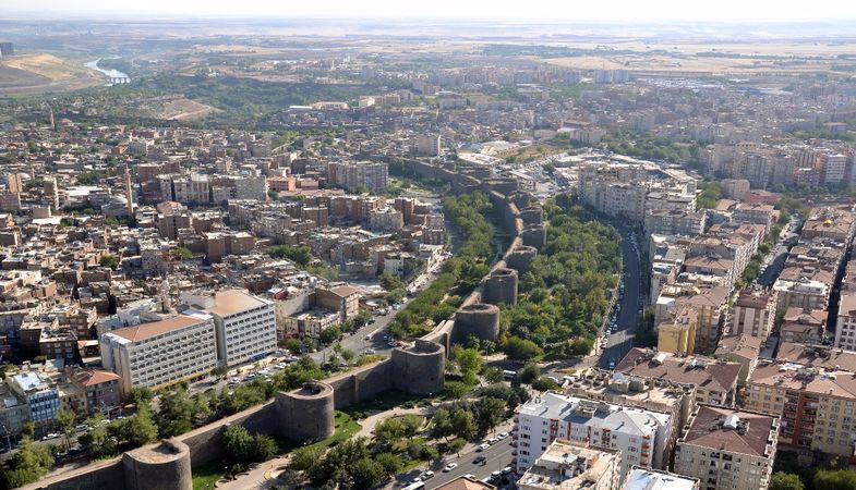 Diyarbakır Bağlar'da dönüşüm heyecanı yaşanıyor