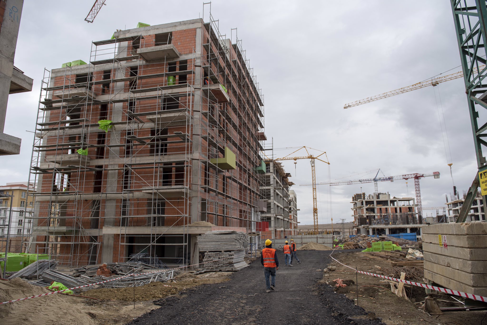 KİPTAŞ Silivri 4. Etap Konutları'nda inşaat sürüyor