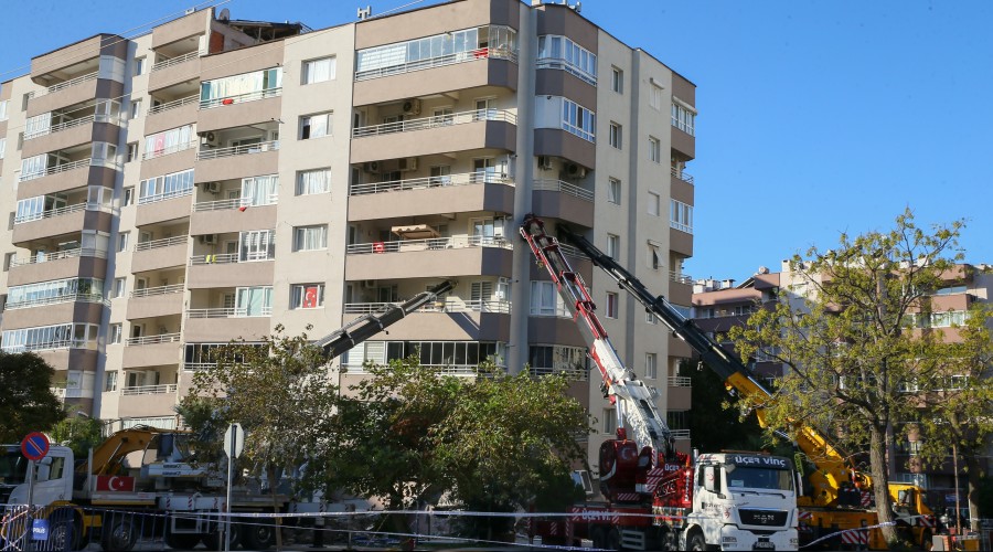Riskli son bina yıkılıncaya kadar dönüşüme devam