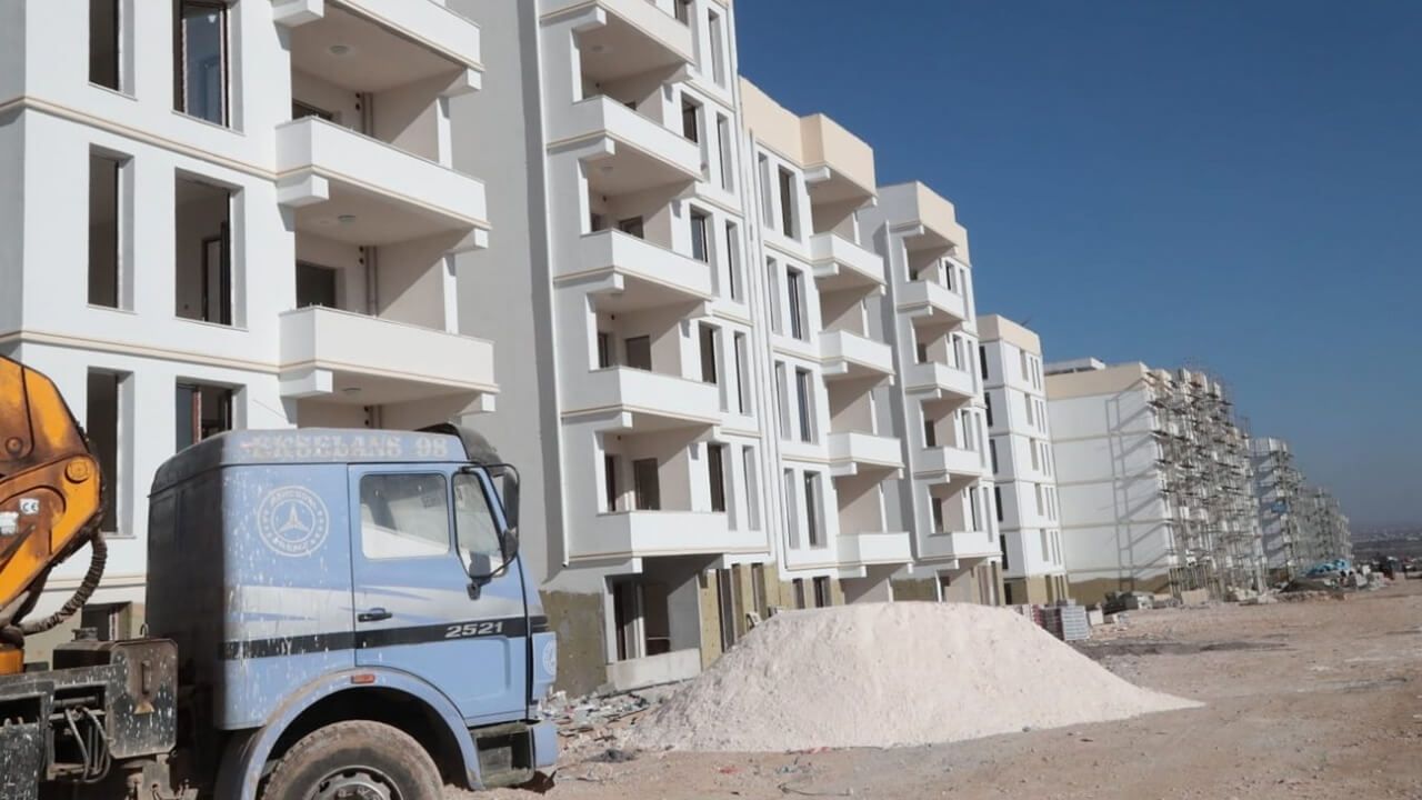 Şanlıurfa Eyyübiye'de dönüşüm konutları yükseliyor