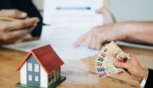 Ev sahipleri kiracılardan komisyon istemeye başladı!