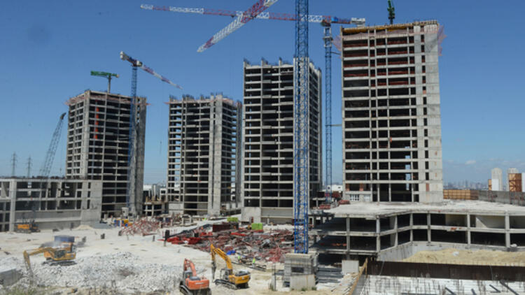 İnşaat malzemelerindeki zam krizi konut fiyatlarına da yansıyor