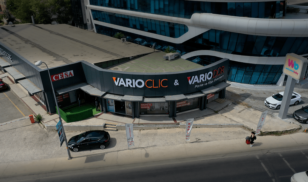 Anadolu Yakası’nın en büyük parke&kapı showroomu Cesa Yapı tarafından açıldı