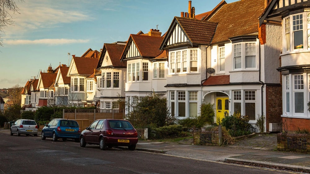 Londra’da lüks konutların fiyatları düştü