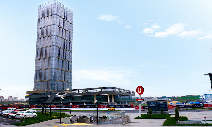 V METROWAY AVM’NİN METROSU HİZMETE GİRDİ