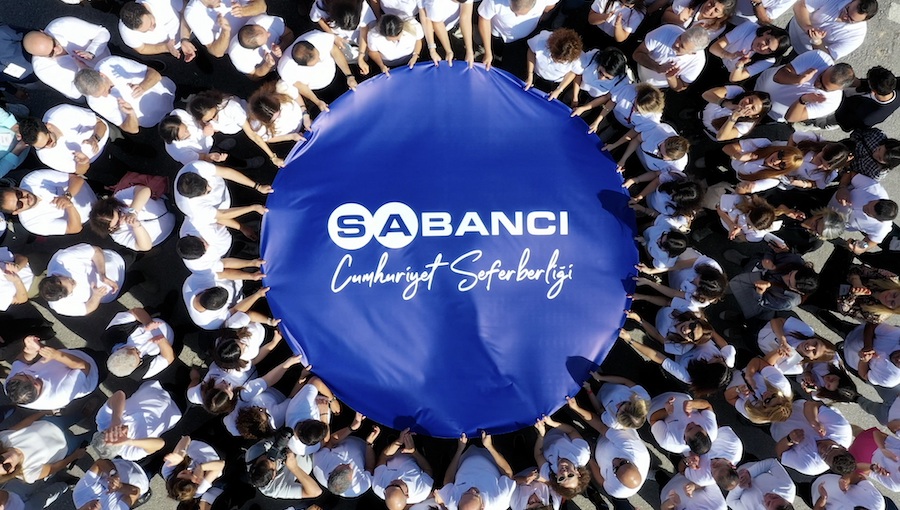 Sabancı Topluluğu, Cumhuriyet’in 100. yılını 10 bini aşkın gönüllüsüyle çalışarak kutladı
