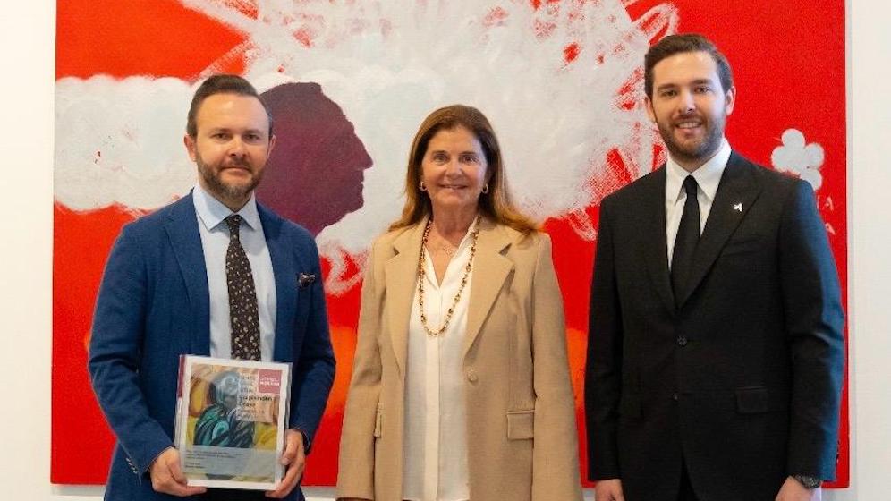 ÖMER ULUÇ: UFUK ÇİZGİSİNDEN ÖTEYESERGİSİ KAPILARINI AÇTI