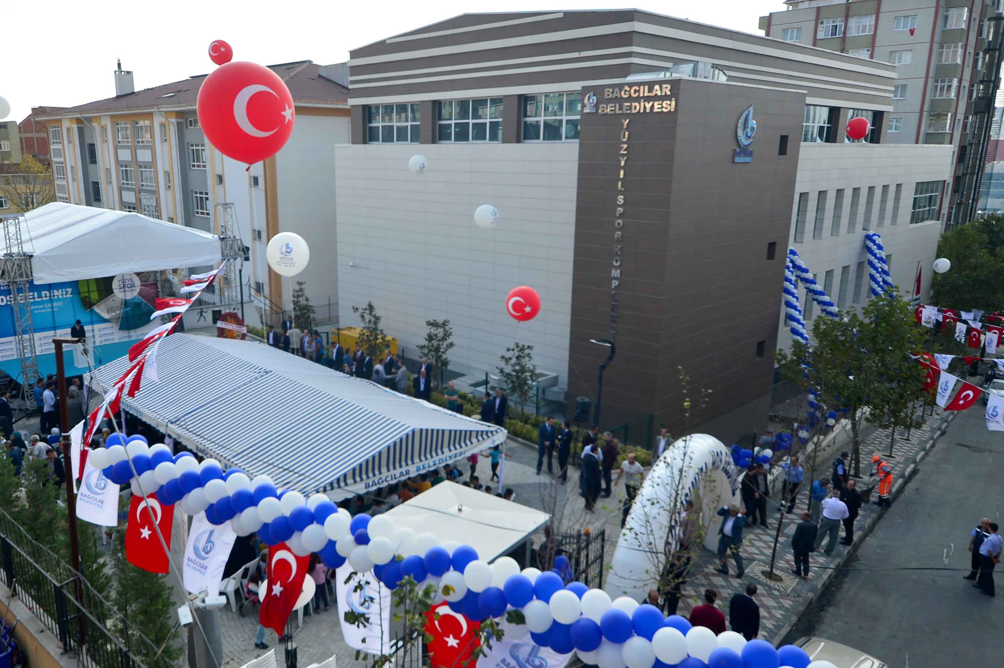 Bağcılar Yüzyıl Spor Kompleksi Hizmete Açıldı!
