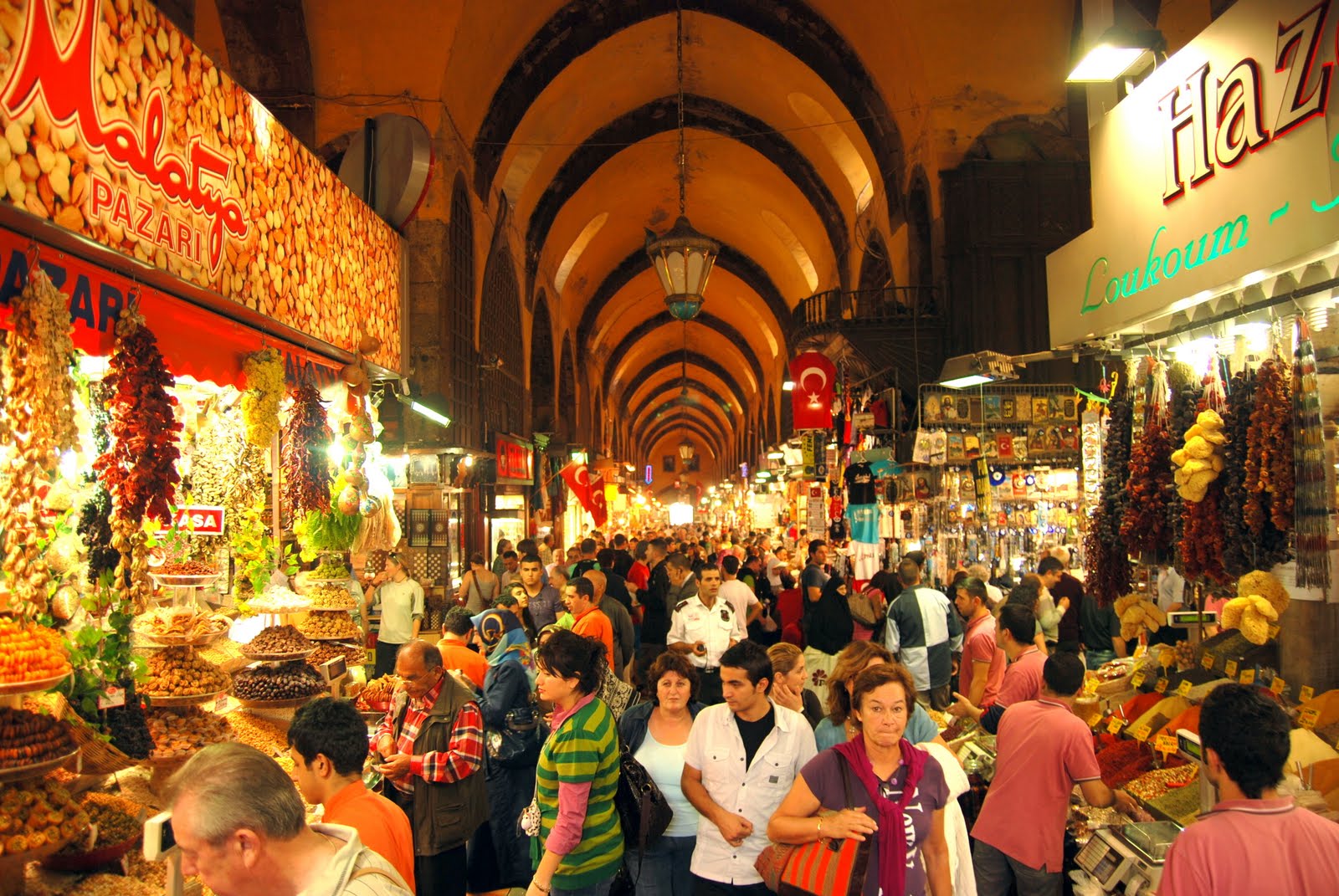 Vakıflar’dan Kelepir Fiyatına Kiralık Dükkanlar!