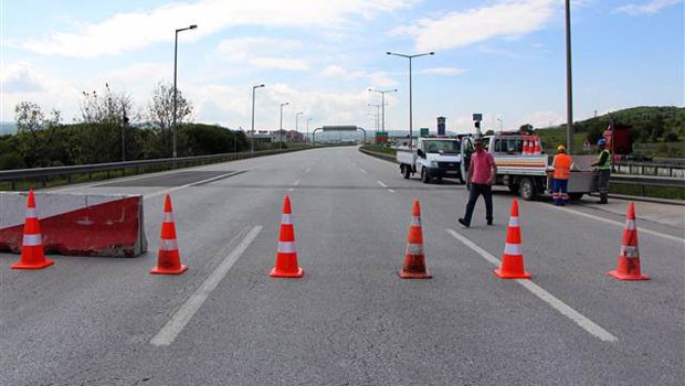 4 Kilometrelik Yol Ulaşıma Kapatıldı