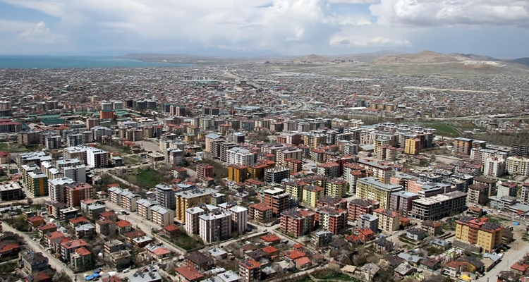 Van'daki Yeni Yerleşim Yerleri İçin Çevre ve Şehircilik Bakanlığı'na Yetki
