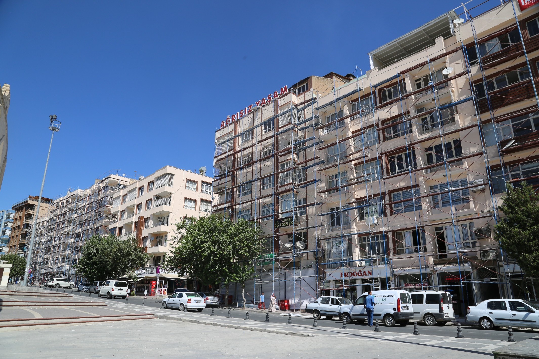Büyükşehir’den Ücretsiz Dış Cephe Kaplaması!