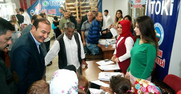 TOKİ Ceyhan Konutları’nda Başvurular 4 Bini Geçti
