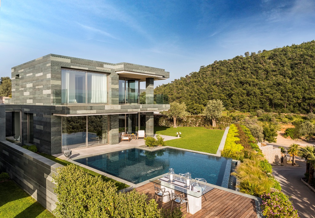 Swissotel Residences Bodrum Hill'de 900 Bin Euroya