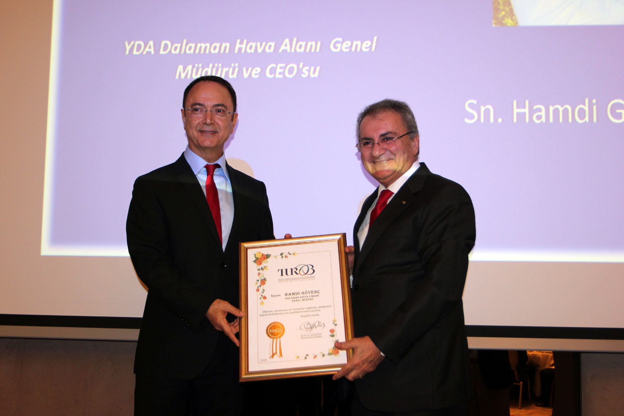 Hamdi Güvenç’e Anlamlı Ödül!