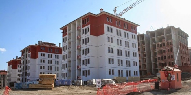 Çankırı Kurşunlu Toki 2. Etap Sözleşmeleri Başladı