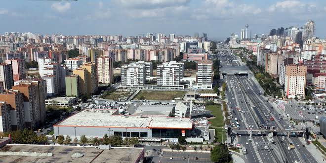 Beylikdüzü Bizimkent Kavşağı Yaya Üst Geçidi Yenileniyor!