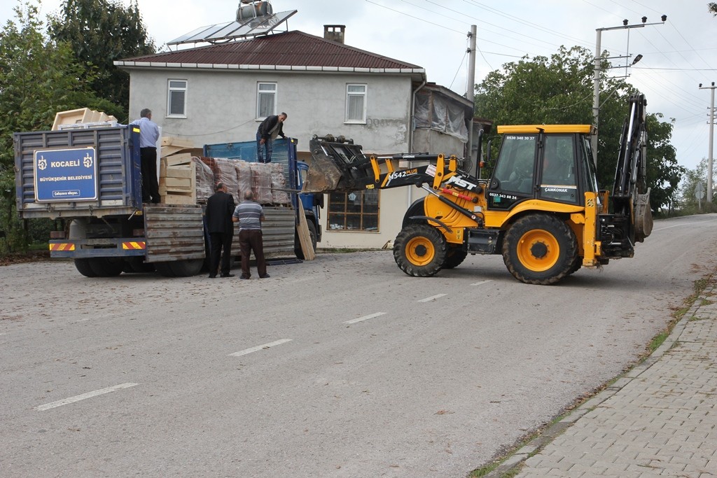 Kocaeli Çamkonak Köyü Ortak Alanları Onarılıyor!